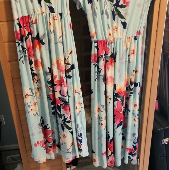 Floral Maxi Dress with Pink and Blue Accents - Picture 3 of 6